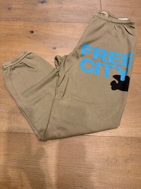 freecity sweats khaki with Blue Logo